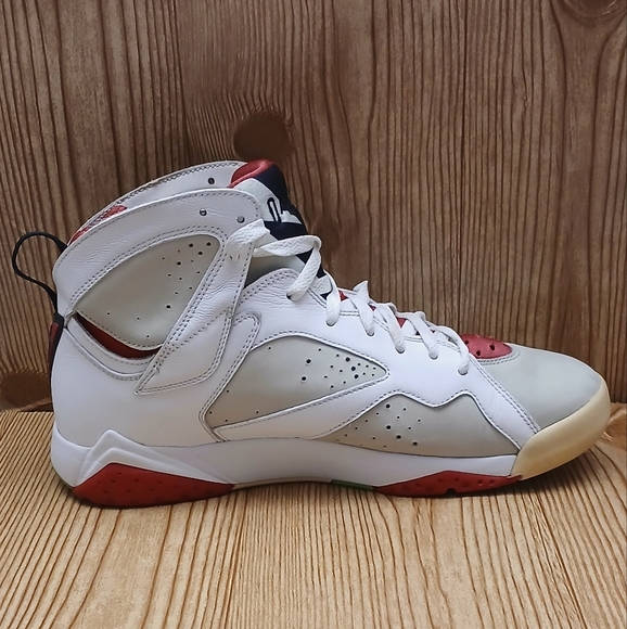 Nike Other - Nike White and Red Sneakers with Geometric Design